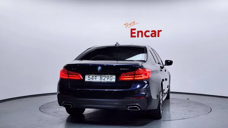 BMW 5-Series