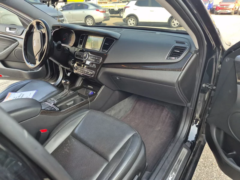 Kia K7