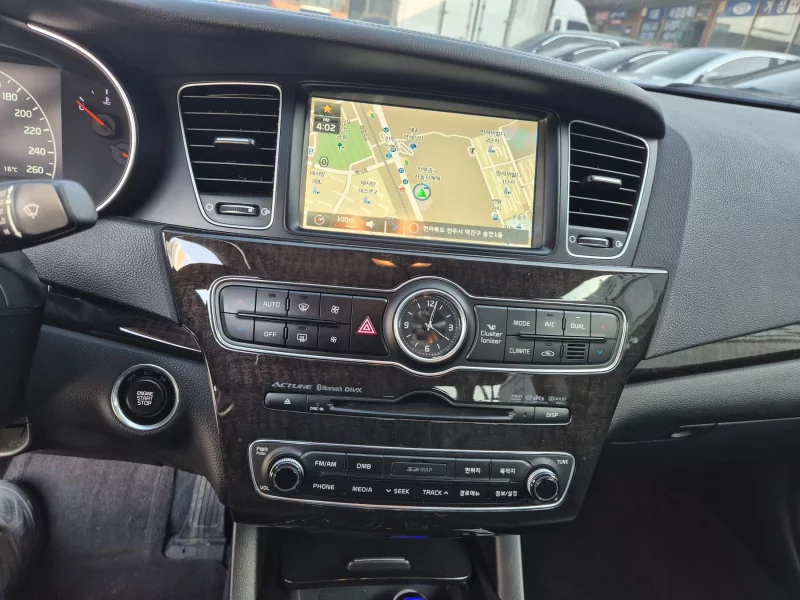 Kia K7