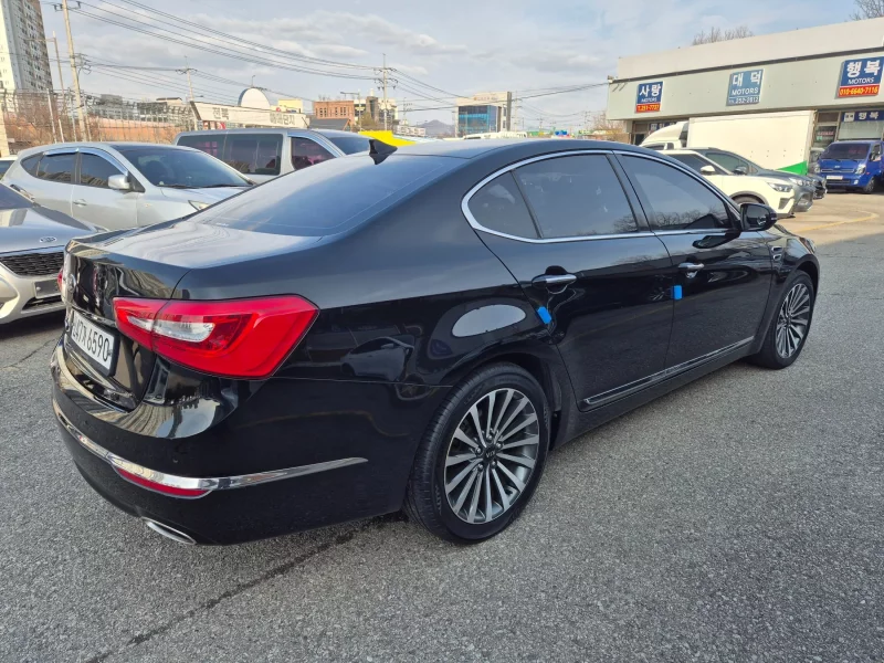Kia K7