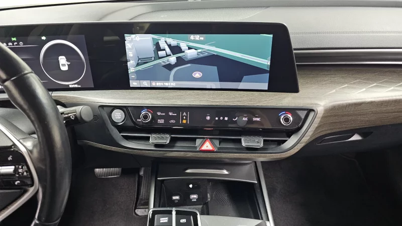 Kia K8