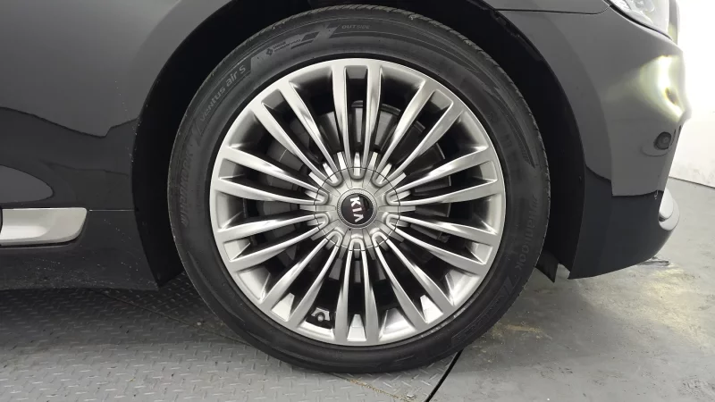 Kia K9