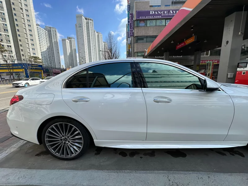 Mercedes-Benz C-Class