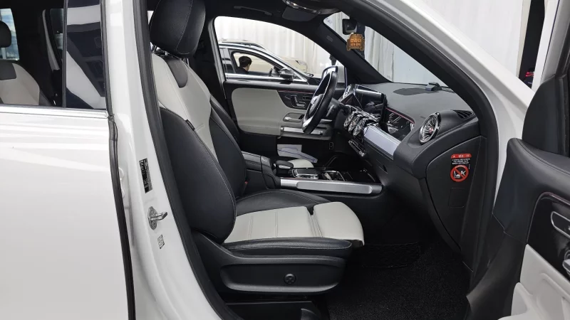 Mercedes-Benz GLB-Class