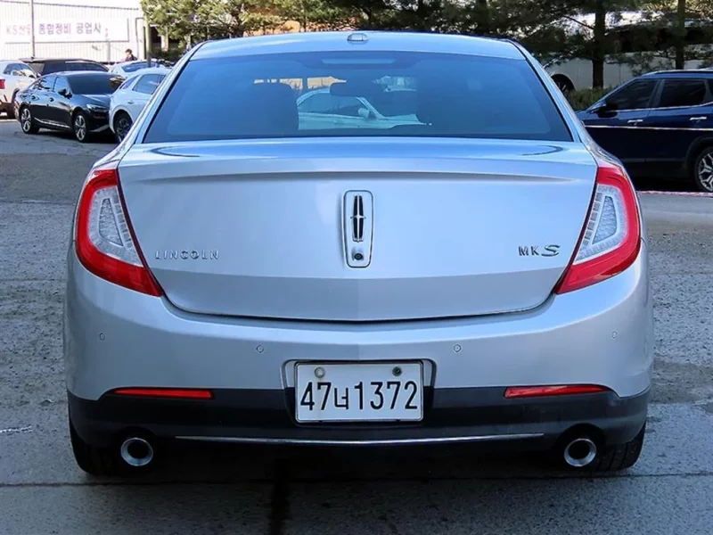 Lincoln MKS