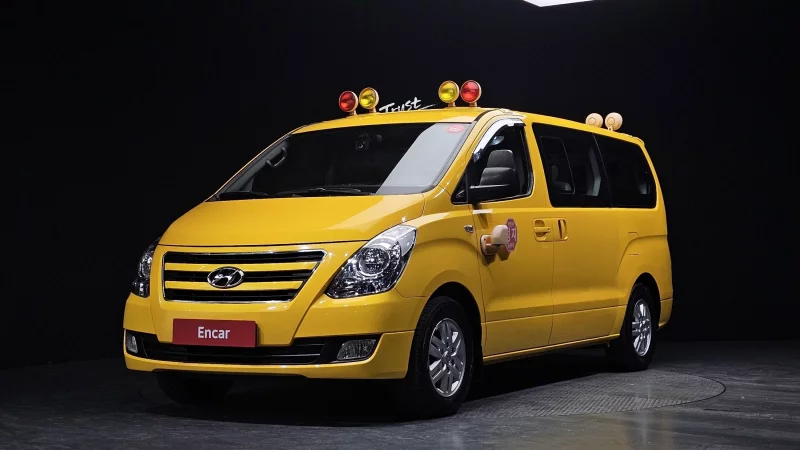 Hyundai Starex