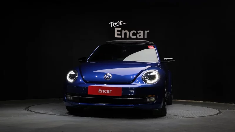 Volkswagen BEETLE