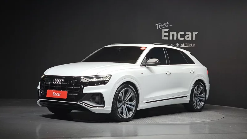 Audi Q8