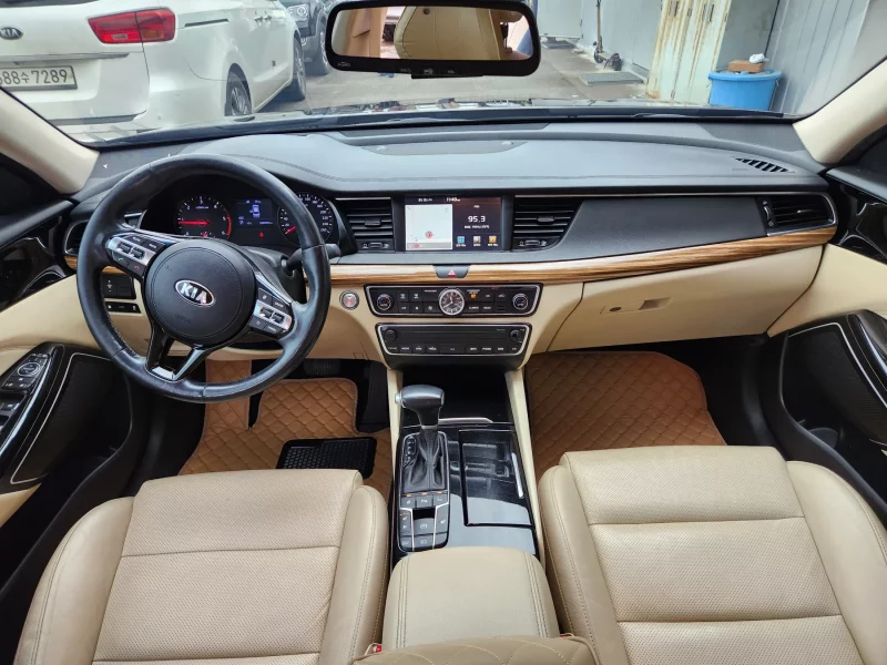 Kia K7