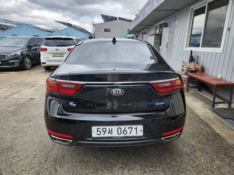 Kia K7