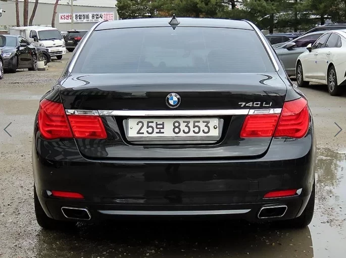 BMW 7-Series