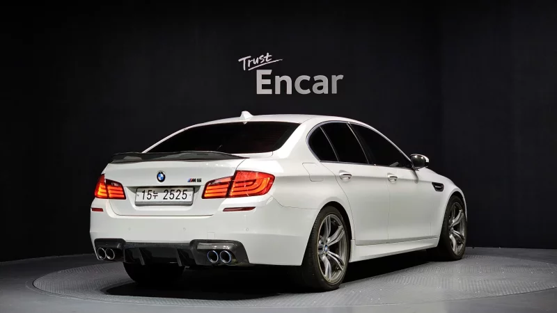 BMW M5