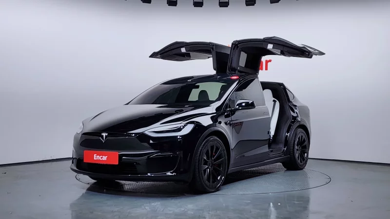 Tesla MODEL X