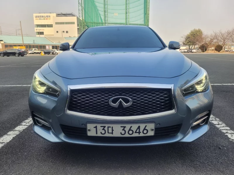 Infiniti Q50