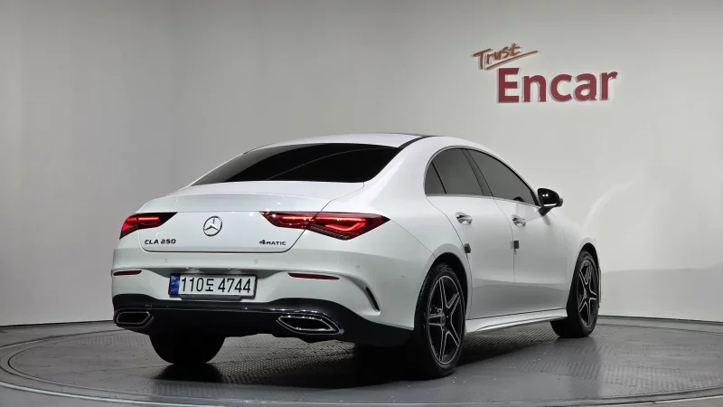 Mercedes-Benz CLA-Class