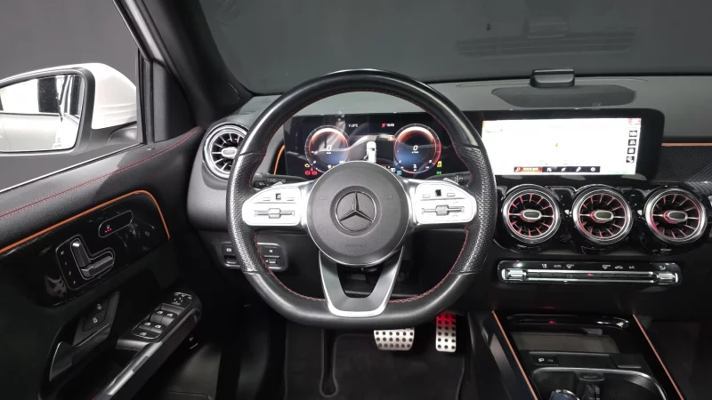 Mercedes-Benz GLB-Class