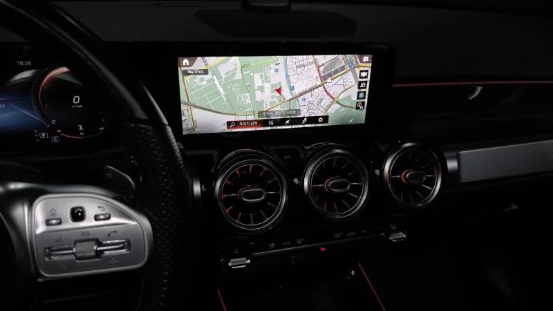 Mercedes-Benz GLB-Class