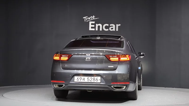 Kia K7