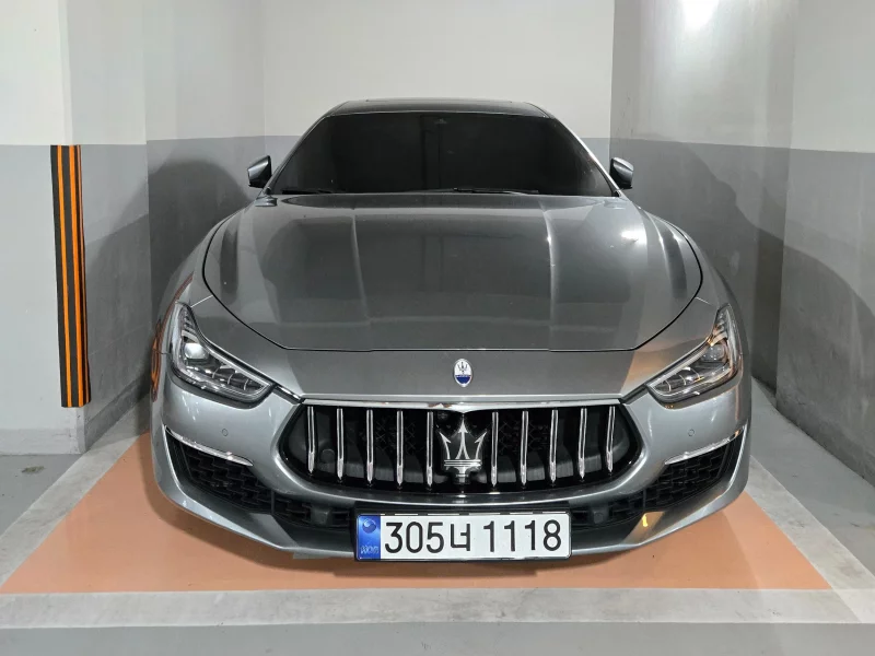 Maserati GHIBLI