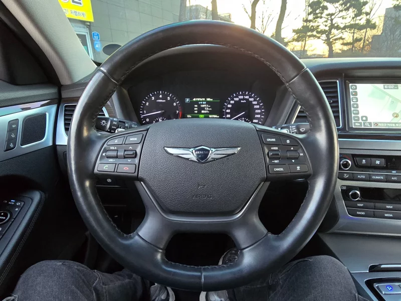 Genesis G80