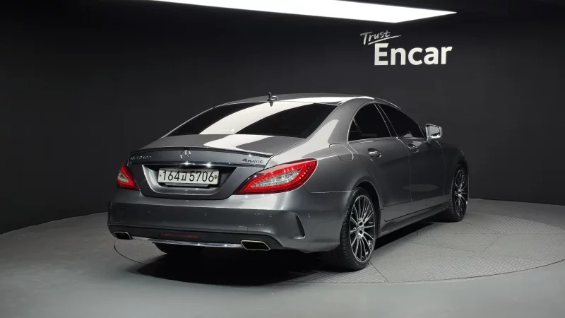 Mercedes-Benz CLS-Class