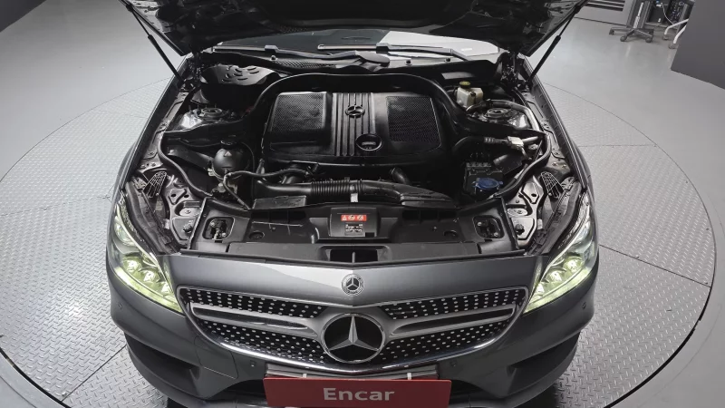 Mercedes-Benz CLS-Class