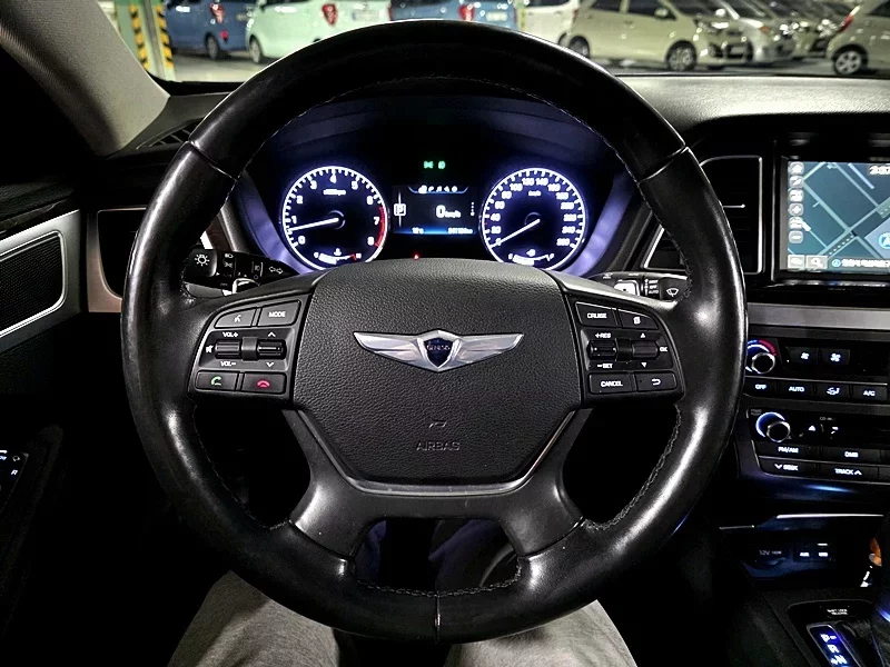 Hyundai Genesis