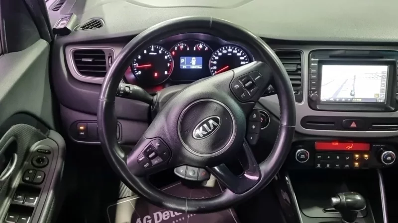 Kia Carens