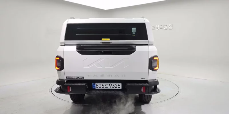 Kia Tasman