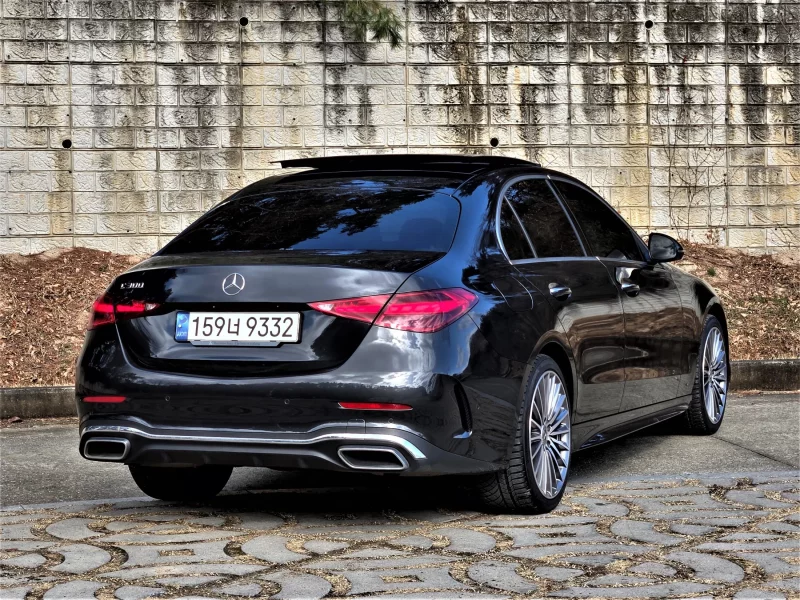 Mercedes-Benz C-Class