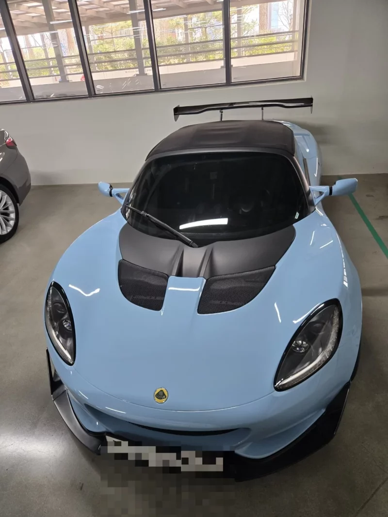 Lotus ELISE
