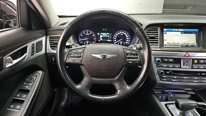 Genesis G80