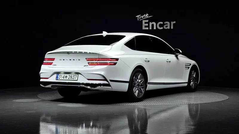 Genesis G80