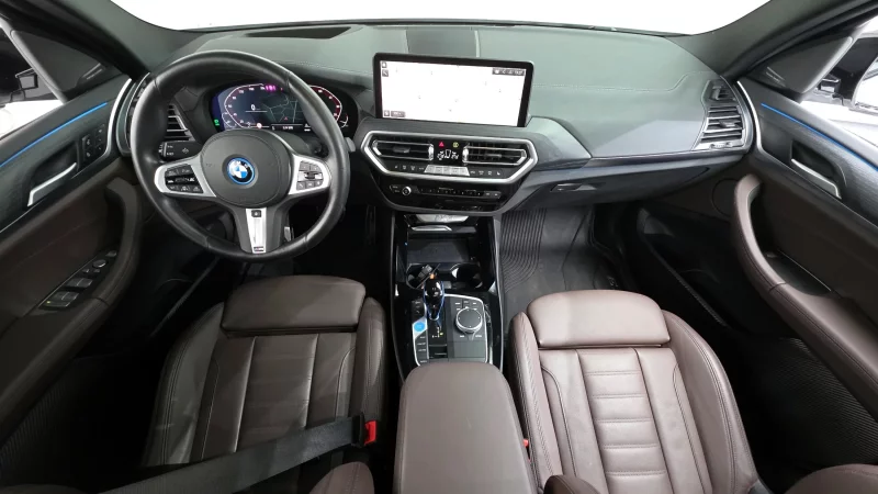 BMW iX3