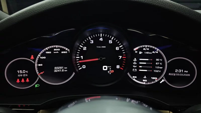 Porsche CAYENNE