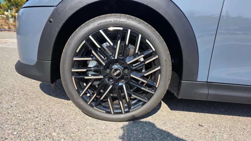 MINI Cooper Convertible