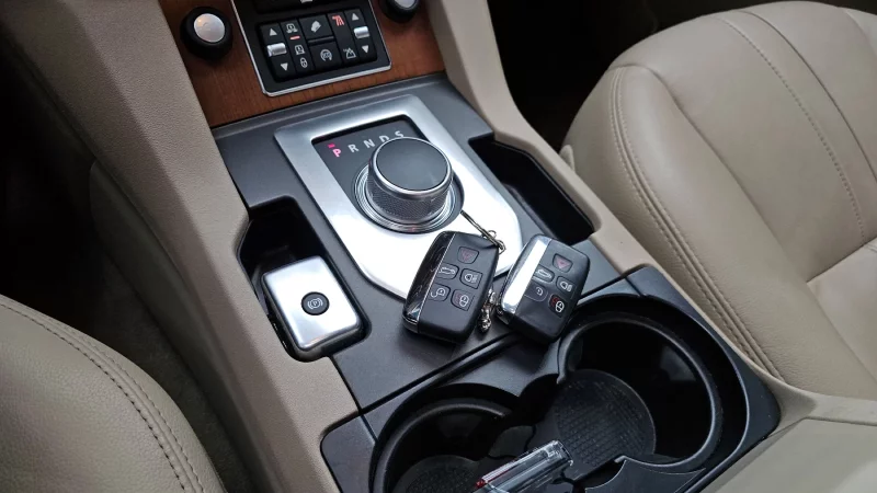 Land Rover DISCOVERY