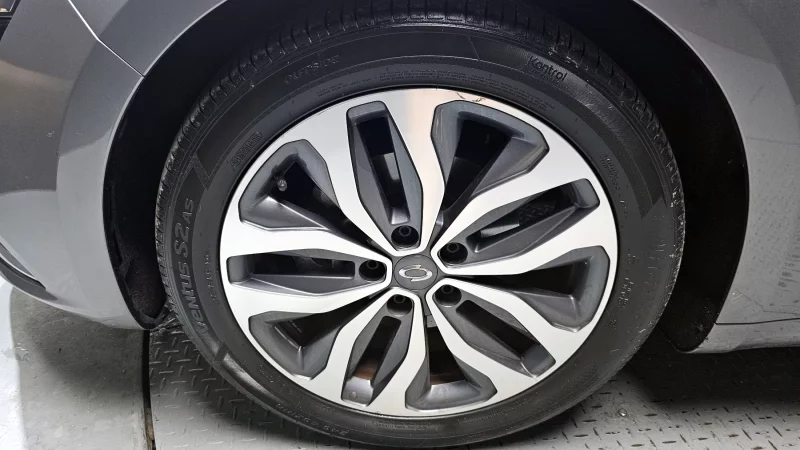 Renault Samsung SM6