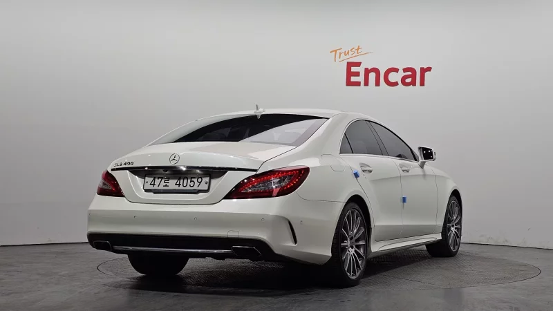 Mercedes-Benz CLS-Class