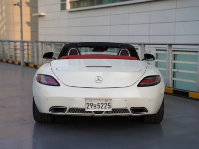Mercedes-Benz SLS AMG