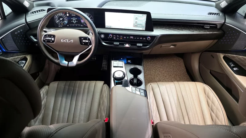 Kia K8