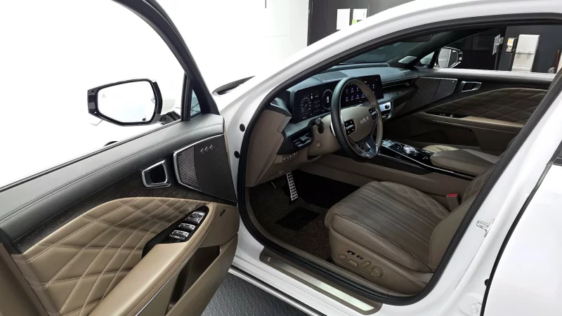 Kia K8