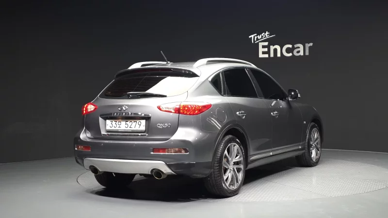 Infiniti QX50