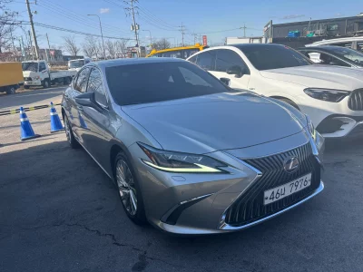 Lexus ES300h