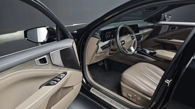 Kia K8