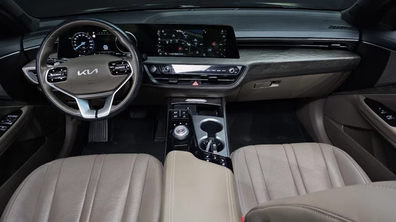 Kia K8