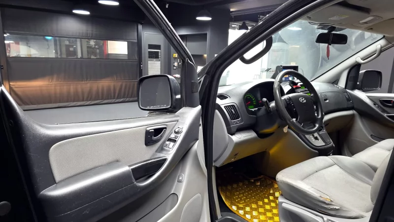 Hyundai Grand Starex