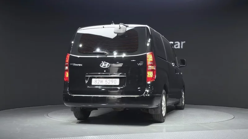 Hyundai Grand Starex