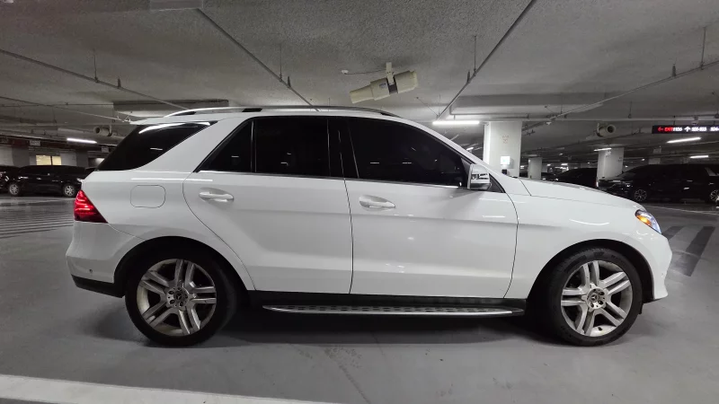 Mercedes-Benz GLE-Class