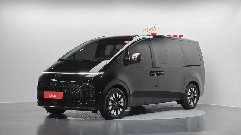 Hyundai Staria